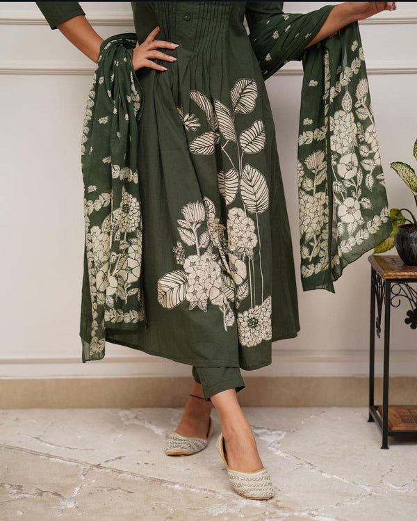 Pure Cotton Kurti with Self Print, Pant, and Mulmul Printed Dupatta
