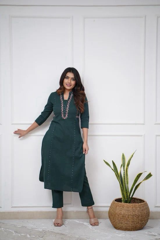 Green Kurta With Heavy Thread Embroidery and Sequin Work